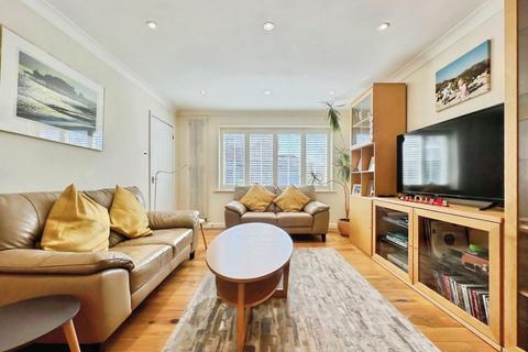 4 bedroom detached house for sale, Emersons Avenue, Swanley BR8