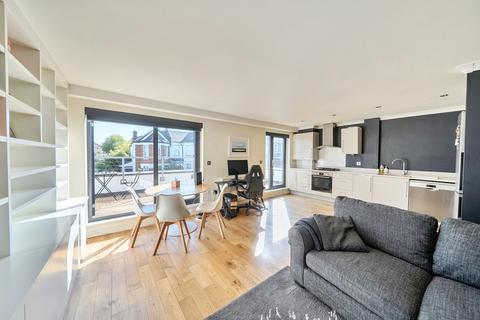 Colney Hatch Lane, Muswell Hill, London, N10