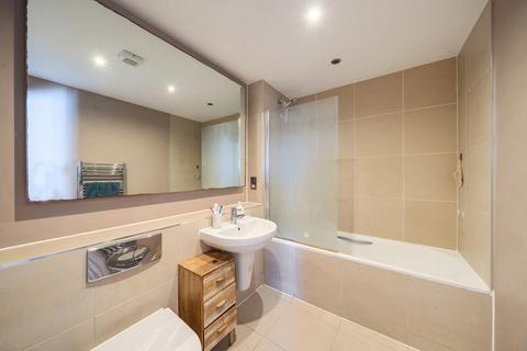 1 bedroom flat for sale, Colney Hatch Lane, Muswell Hill, London, N10