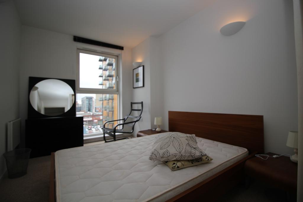 Apartment in Manchester - View 5