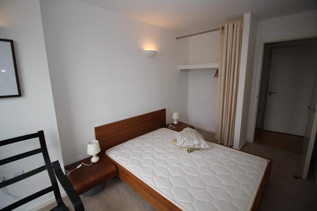 Apartment in Manchester - More