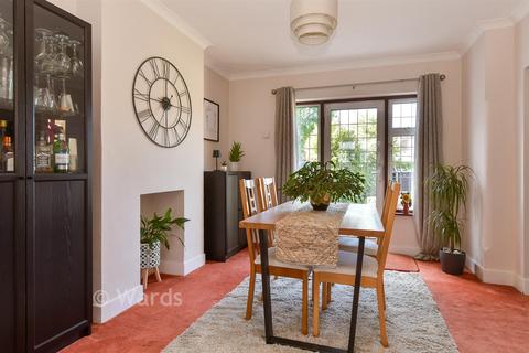 3 bedroom end of terrace house for sale, The Fairway, Gravesend DA11