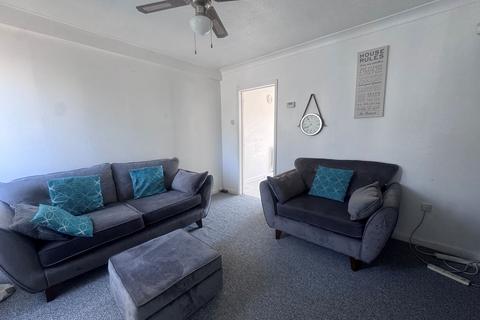 2 bedroom terraced house to rent, Sydney Road, London, SE2