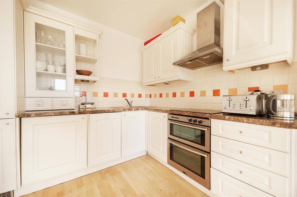 Apartment in London, Westbourne Green, Bayswater - View 2