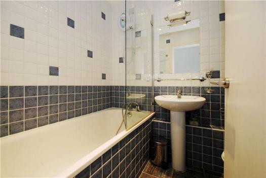 Apartment in London, Westbourne Green, Bayswater - More