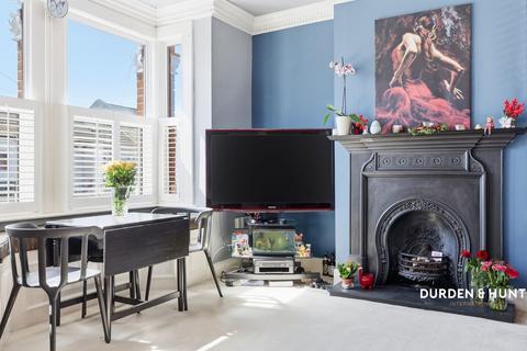 undefined, Gordon Road, London E18
