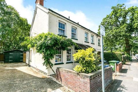 Union Street, Hampshire GU14