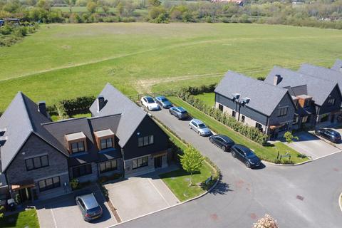 3 bedroom semi-detached house for sale, Watersplash Mews, Borehamwood