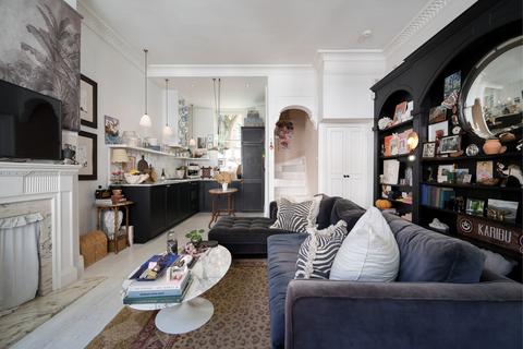 2 bedroom mews for sale, Burton Mews, London, SW1W