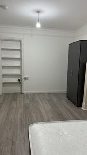 1 bedroom in a house share to rent, London Road, Wickford SS12