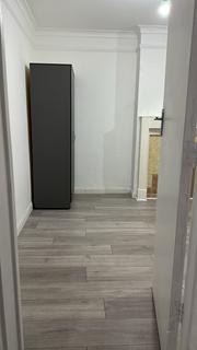 1 bedroom in a house share to rent, London Road, Wickford SS12
