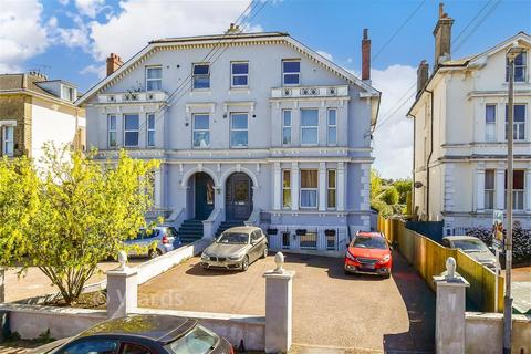 1 bedroom apartment for sale, Queens Road, Tunbridge Wells TN4
