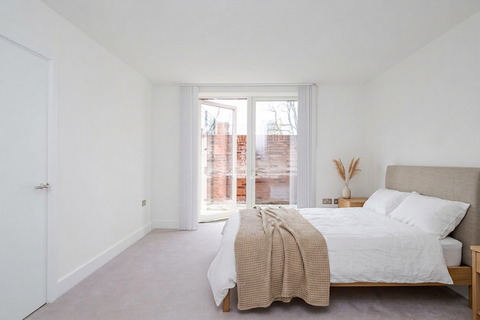 1 bedroom flat for sale, 100 Woodside Avenue, London, N10