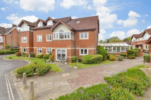 2 bedroom flat for sale, Alma Road, Reigate, Surrey