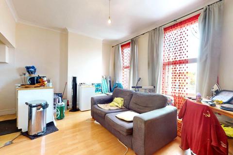 1 bedroom flat for sale, Flat 1, 110 Portland Road, South Norwood, SE25 4PJ