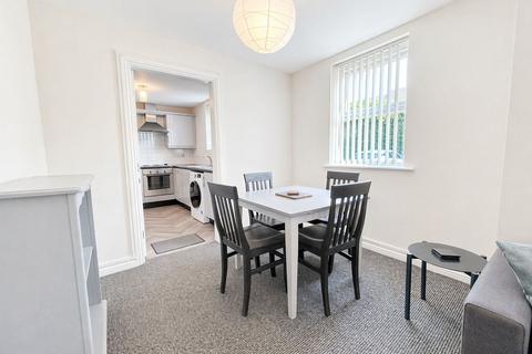 2 bedroom flat for sale, Derby Street, Scarisbrick House, L39