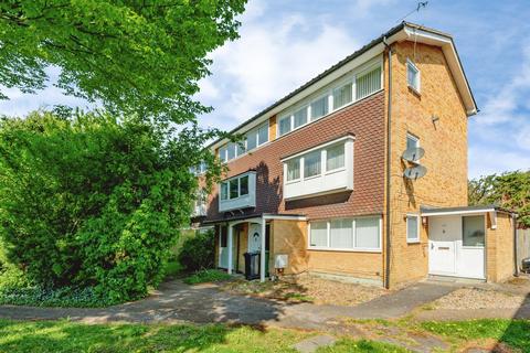 2 bedroom maisonette for sale, Chilberton Drive, Merstham, Redhill