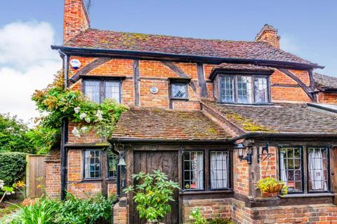 4 bedroom detached house for sale, The Moor, Cookham, Maidenhead, Berkshire, SL6