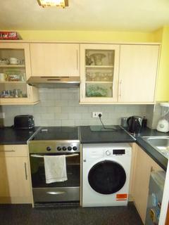 2 bedroom flat for sale, Lower Town Street, Bramley LS13