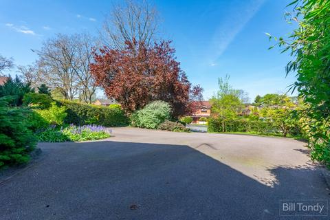5 bedroom detached house for sale, Hunslet Road, Burntwood, WS7