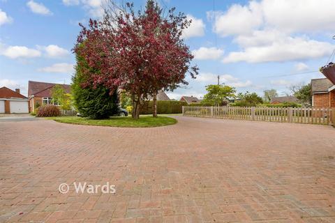 5 bedroom chalet for sale, Ghyllside Road, Northiam, Rye, East Sussex
