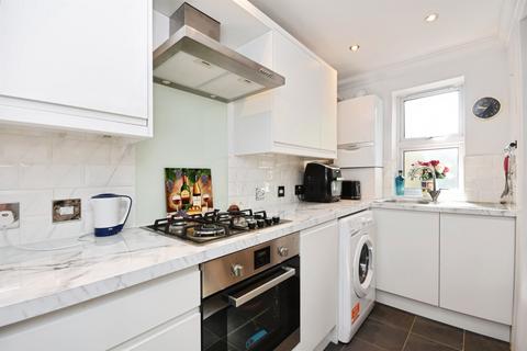 1 bedroom flat for sale, Mawney Road, Romford