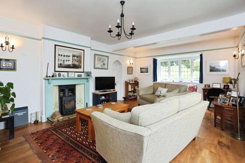 4 bedroom detached house for sale, Hawkhurst Road, Cranbrook, Kent, TN17