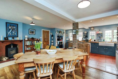4 bedroom detached house for sale, Hawkhurst Road, Cranbrook, Kent, TN17