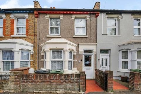 Skeltons Lane, Leyton