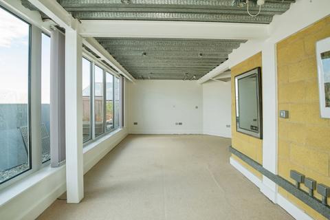 2 bedroom flat for sale, Crwys Road, Cardiff, CF24