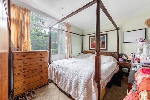 2 bedroom bungalow for sale, Winston Close, Harrow, HA3
