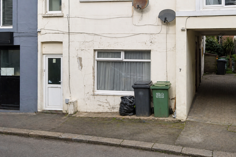 1 bedroom flat for sale, Hughenden Road, Hastings TN34