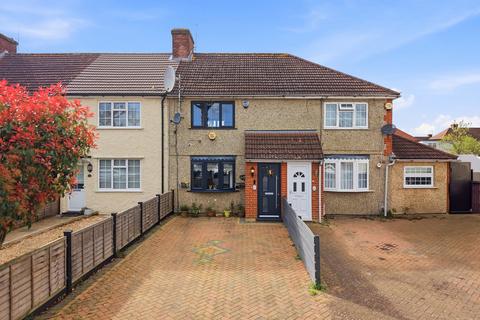 Redlands Road, Enfield, EN3