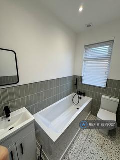 3 bedroom semi-detached house to rent, Woodville Crescent, Sunderland, SR4