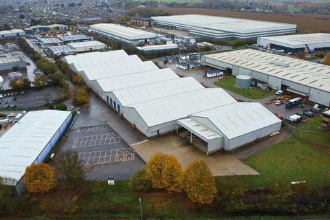 Warehouse to rent, Wellingborough Rd Rushden NN10 6BQ