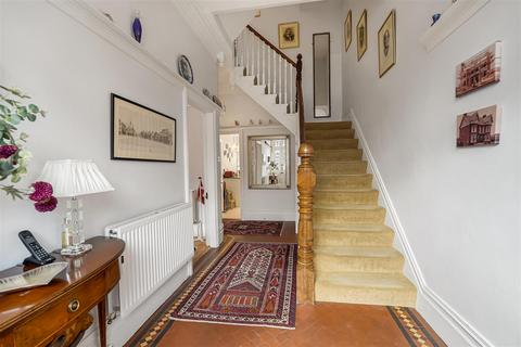 6 bedroom townhouse for sale, Uplands Road, Darlington