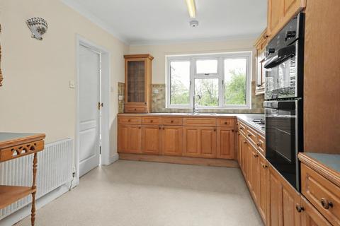 3 bedroom bungalow for sale, Chalice Hill Close, Glastonbury