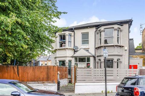 2 bedroom terraced house for sale, Askew Crescent, London W12