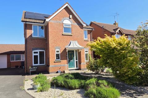 4 bedroom detached house for sale, Wilcox Close, Bishops Itchington, CV47