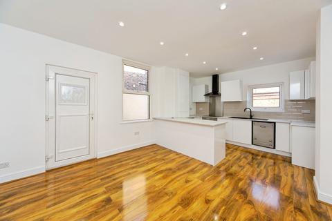 4 bedroom terraced house for sale, Walton Breck Road, Anfield, Liverpool, L4