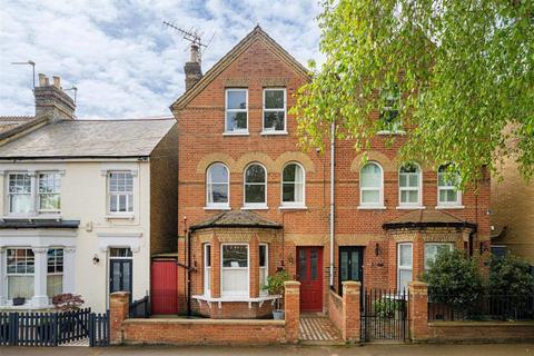Princes Road, Teddington TW11