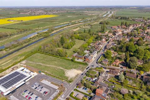 Land for sale, Lincoln Road, Washingborough