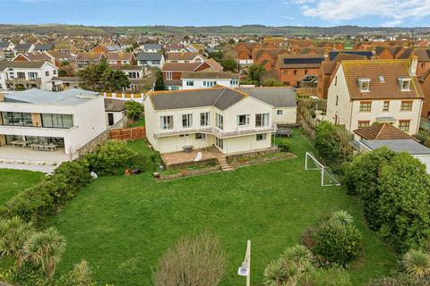 5 bedroom detached house for sale, Mallard Way, Porthcawl, Bridgend, CF36