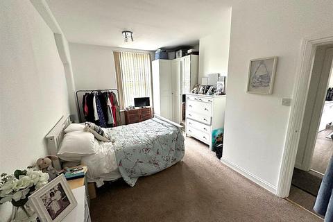 1 bedroom apartment to rent, High Street, Stourbridge