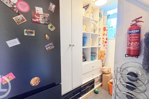 3 bedroom terraced house for sale, Nightingale Way, Baldock, SG7 6JT