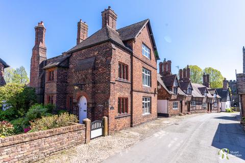 5 bedroom detached house for sale, Church Street, Great Budworth, CW9