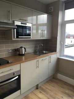 Studio to rent, Lower Park Row, Bristol BS1