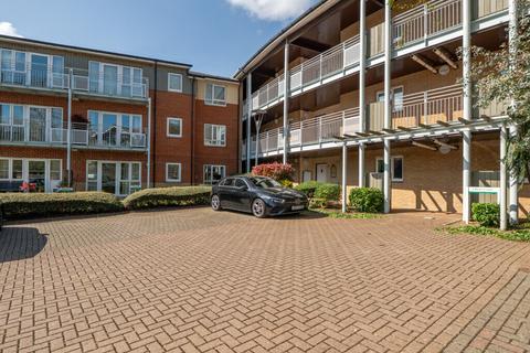 2 bedroom apartment for sale, Patrons Way East, Denham Garden Village, Buckinghamshire, UB9