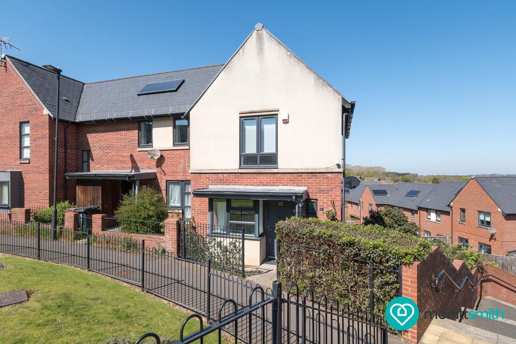 House in Sheffield, South Yorkshire - View 5