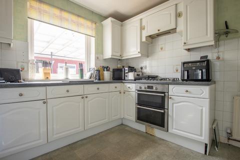 4 bedroom detached bungalow for sale, Glebe Close, Dersingham